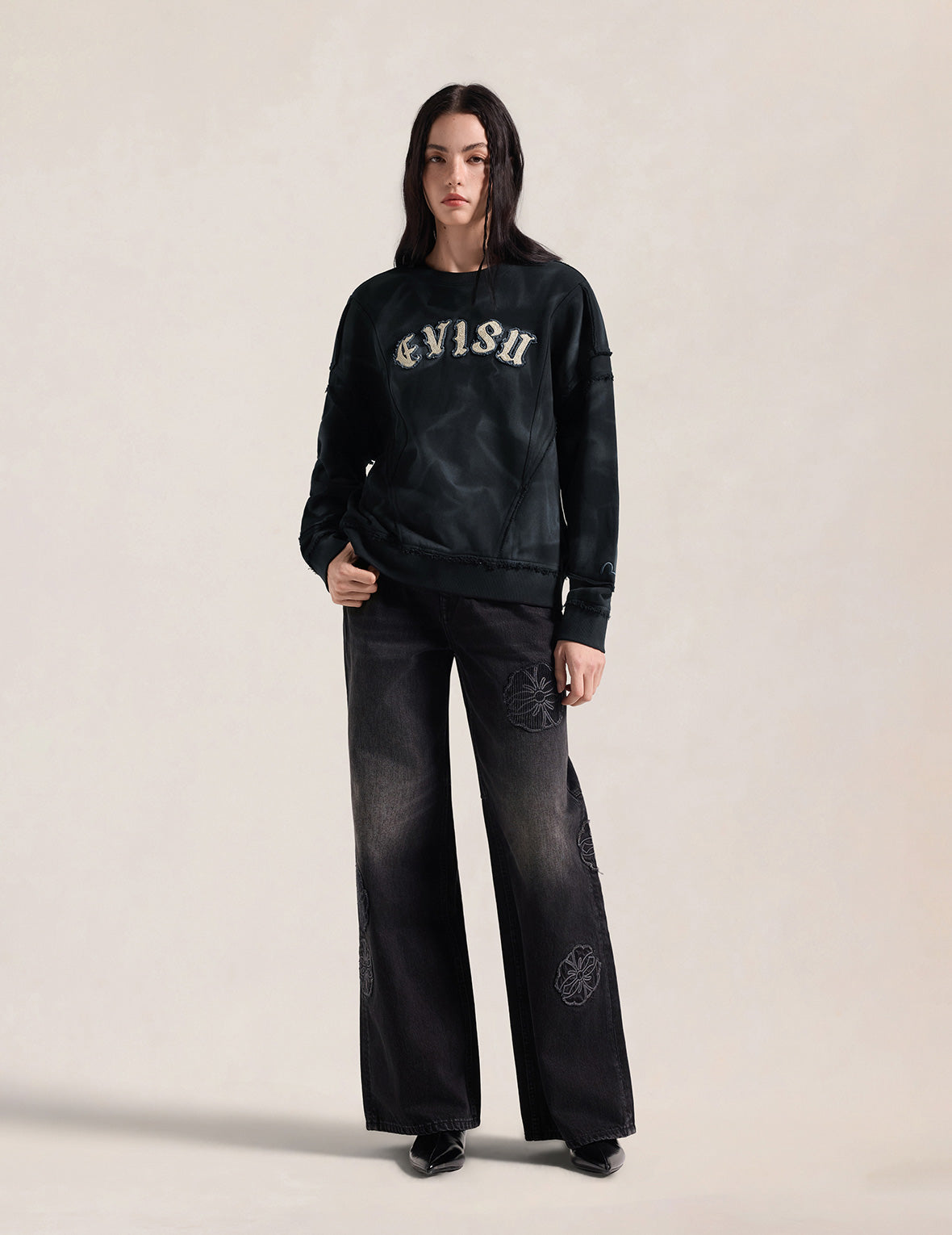 EVISU Embroidered Badge Spray Dye Cropped Sweatshirt
