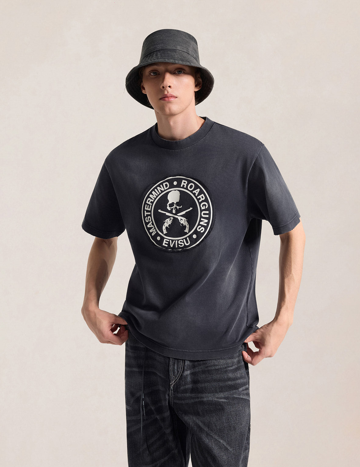 EVISU x mastermind JAPAN x roarguns 毛邊貼布大M短袖T恤