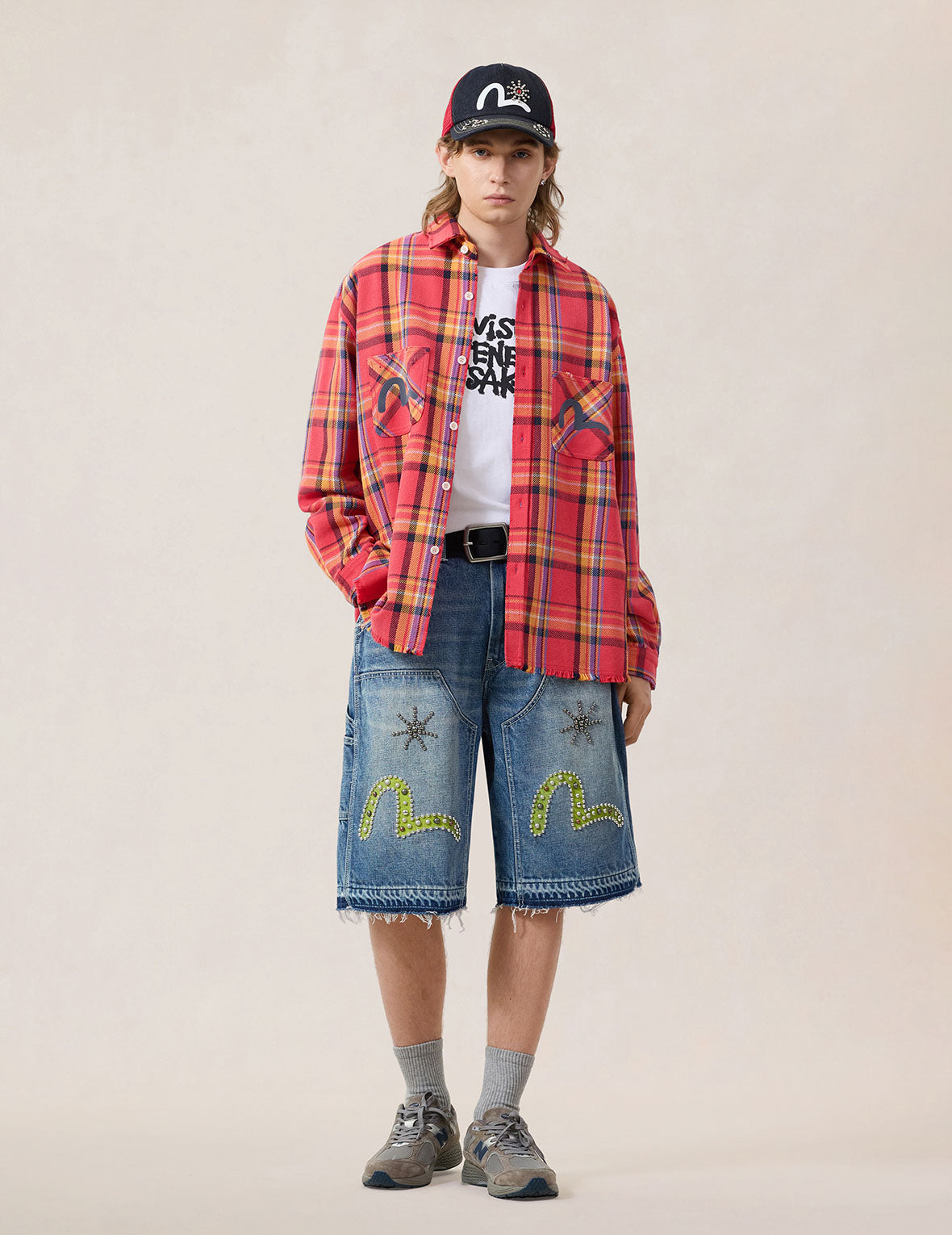Heavy Washed studded Cargo Shorts