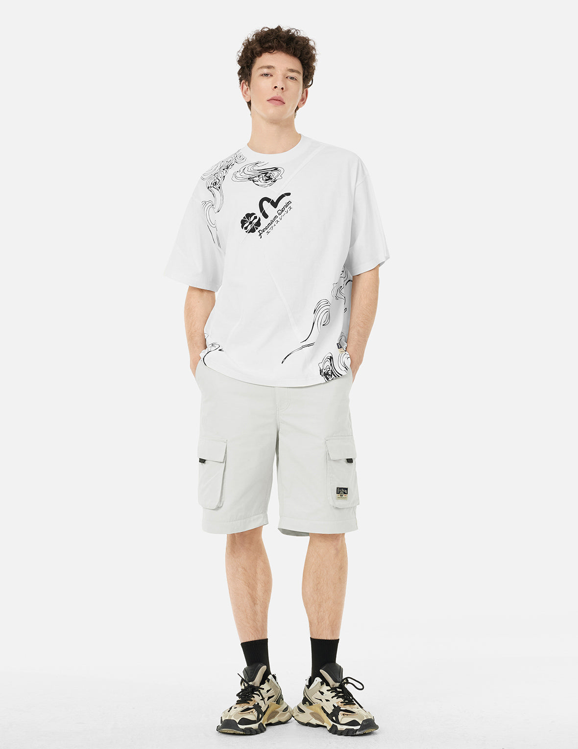 Kamon and Logo Prints Detachable Leg Panel Fashion Fit  Woven Cargo Jogger