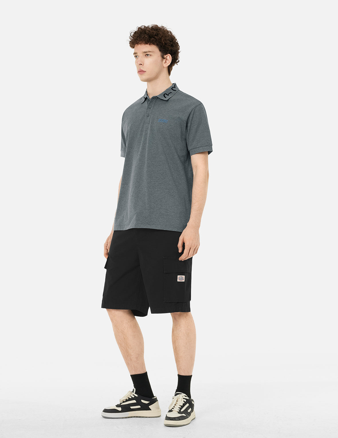 Kamon and "91" Appliqué Embroidery Regular Fit Cargo Shorts