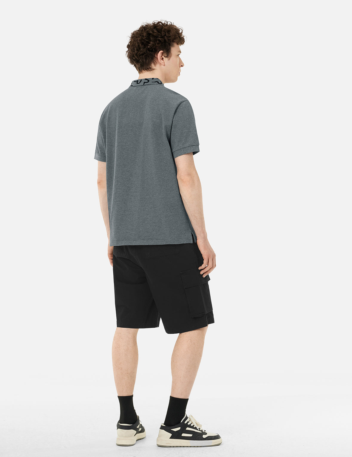 Kamon and "91" Appliqué Embroidery Regular Fit Cargo Shorts