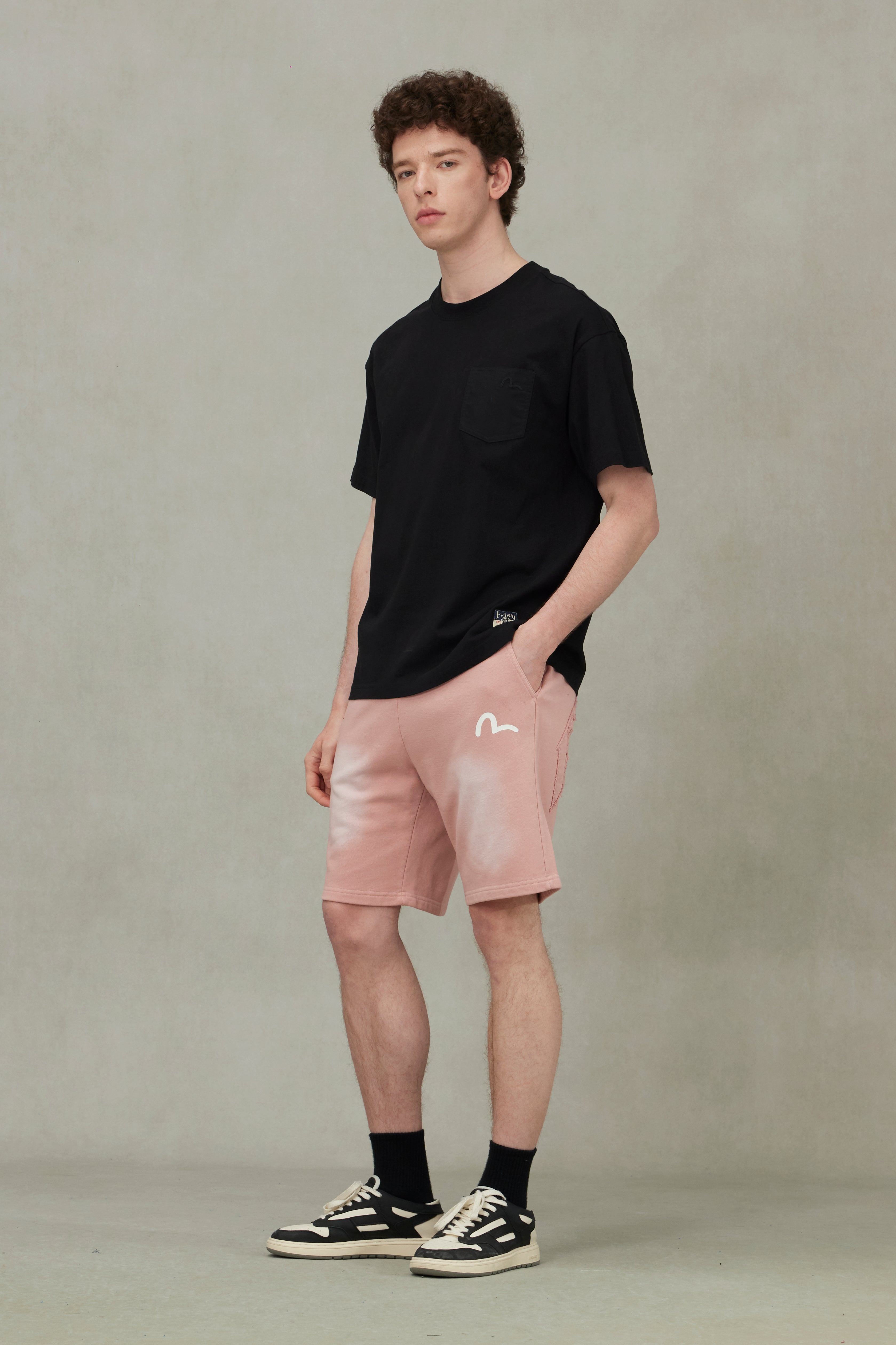 商標貼布繡時尚版型運動短褲