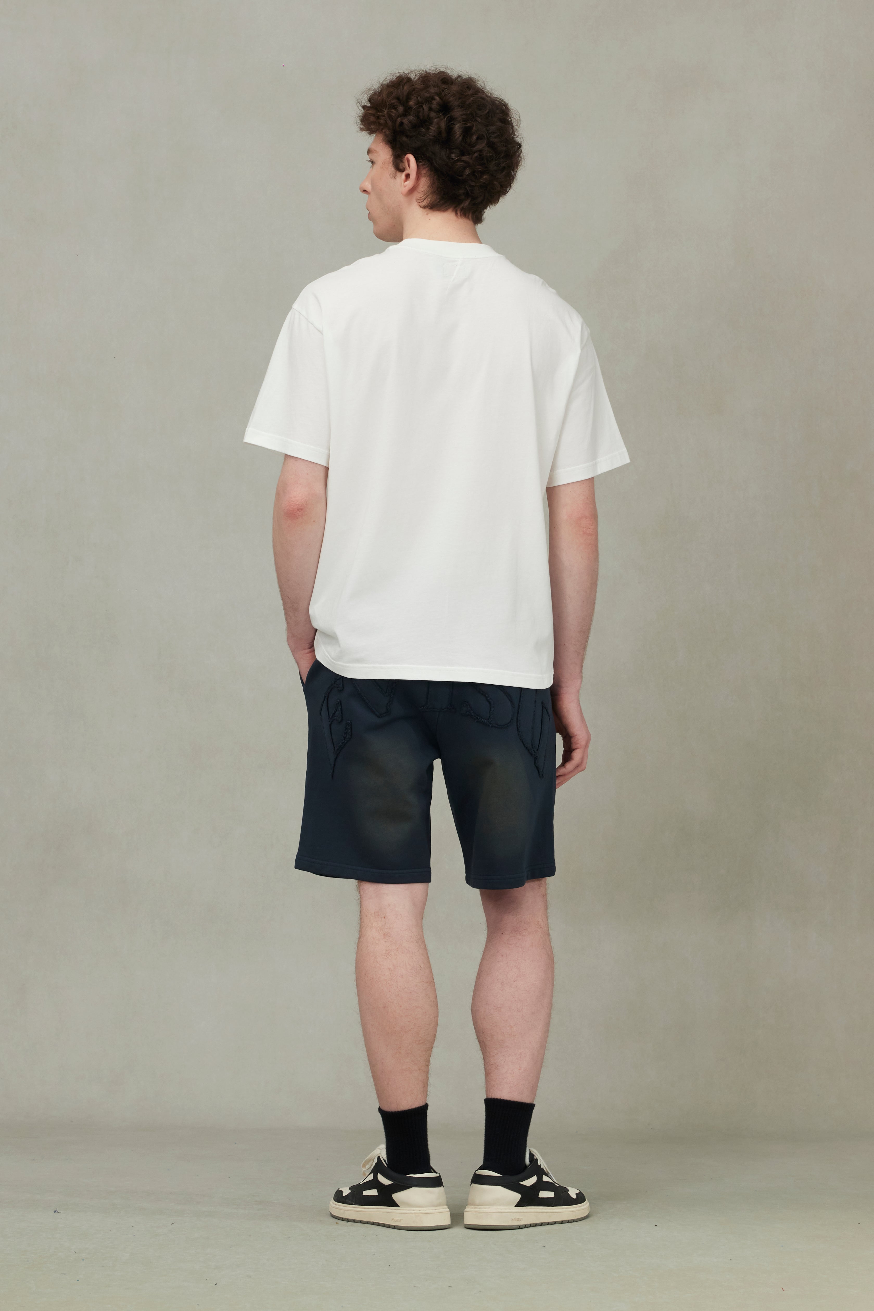 海鷗刺繡縫線口袋寬版休閒T恤