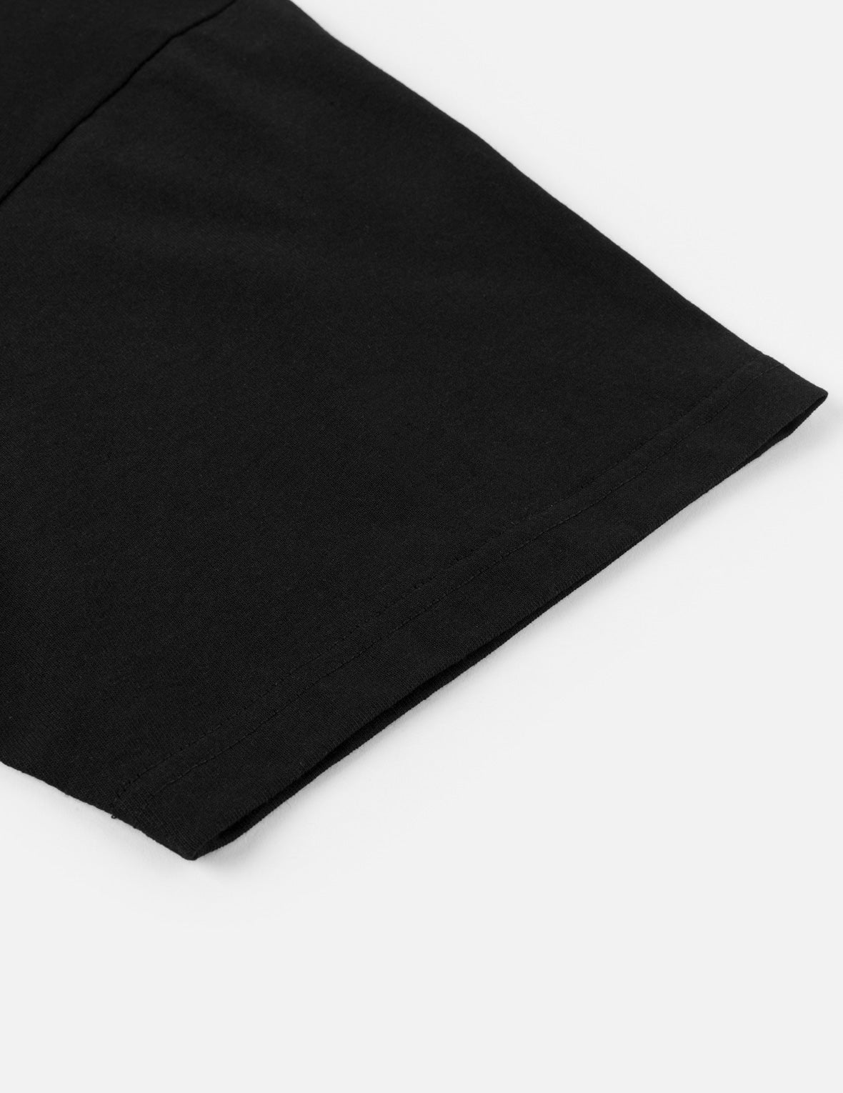 Fabric-mix Patchwork Seagull and Logo Applique T-shirt