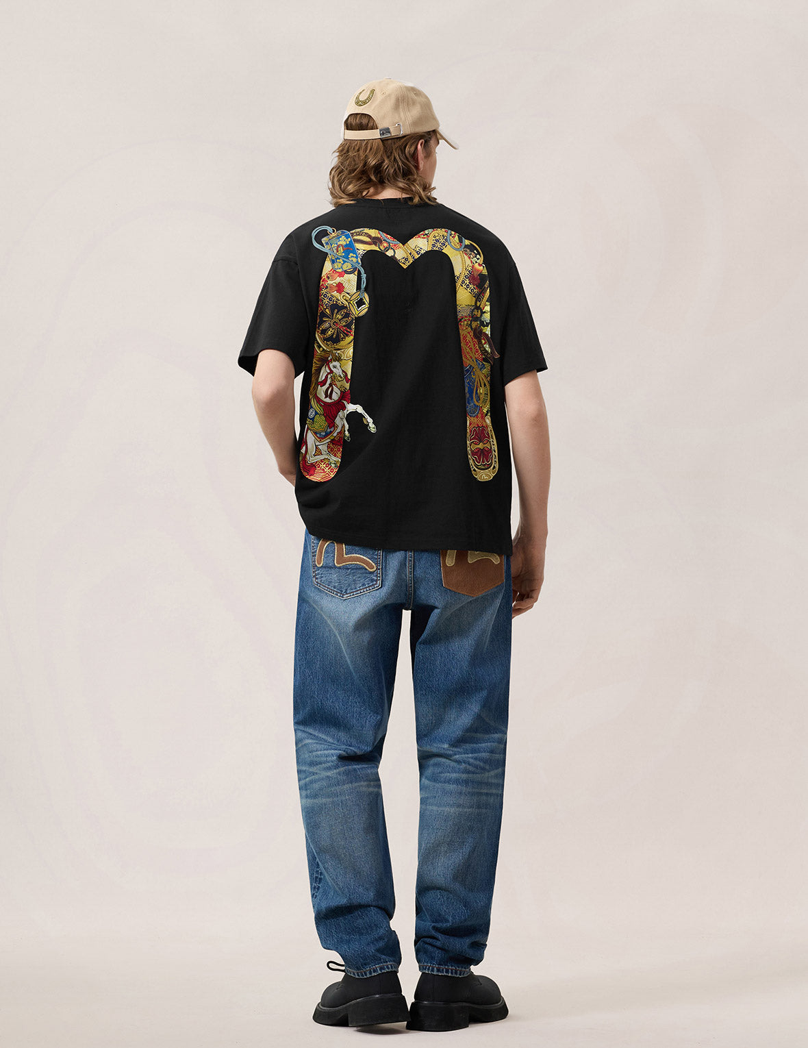 馬年主題大 M 印花T恤 - 黑