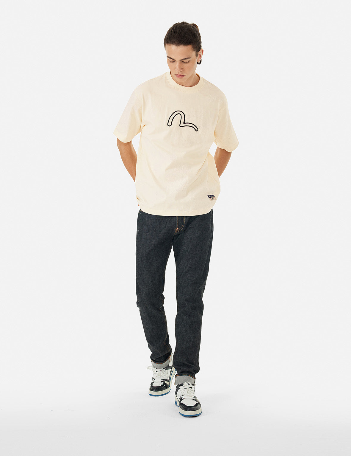 Seagull Embroidery and Allover Flocking Patterns Relax Fit T-shirt